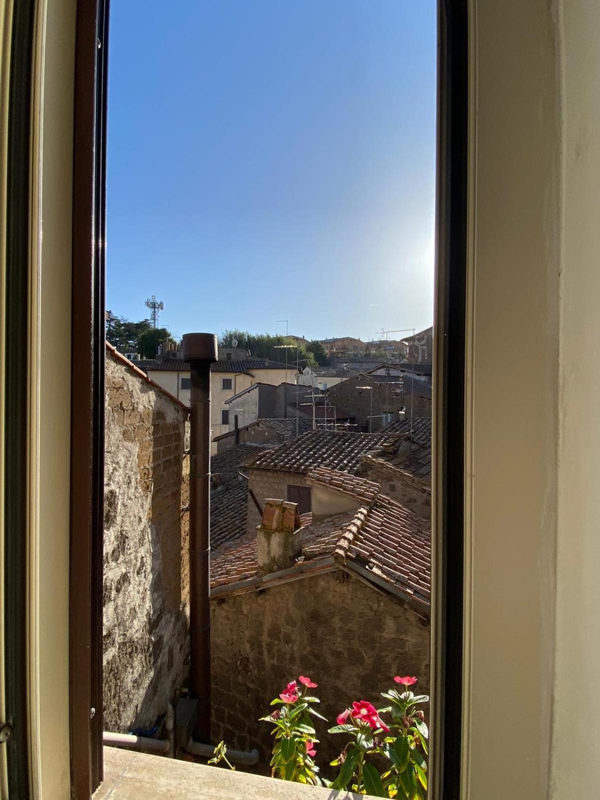 Villa La Torretta Nel Borgo à Ronciglione  Extérieur photo